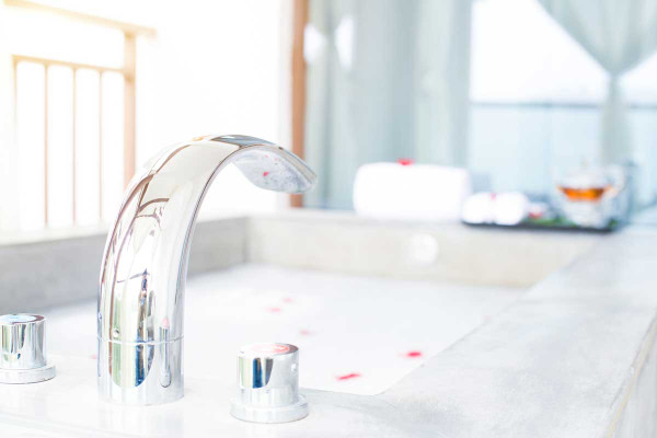 ​Spring Cleaning Your Vacation Rental Bathroom