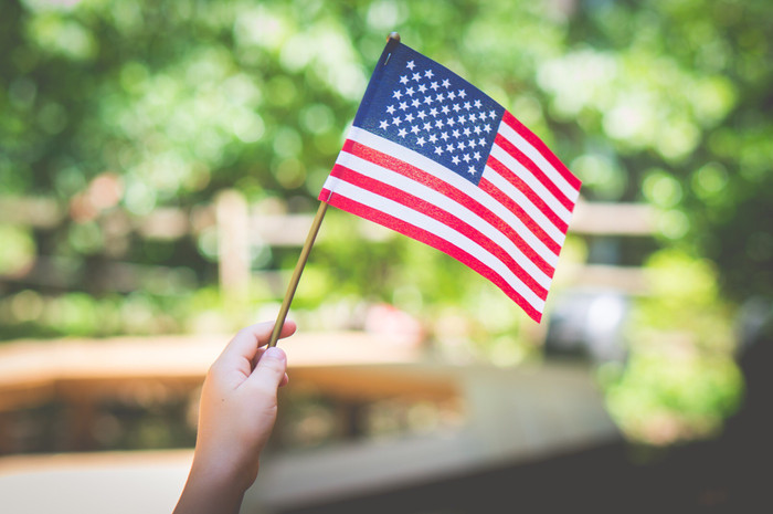 4 Ideas For Your 4th of July Airbnb Welcome Basket