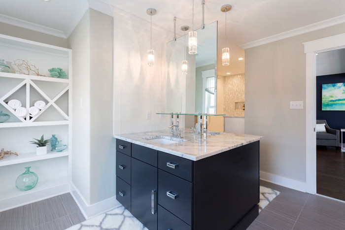 How To Take Great Photos Of Your Vacation Rental Bathroom