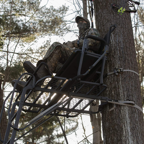 Rivers Edge Lockdown Wide 1-Man Ladder Tree Stand Extra Wide Platform