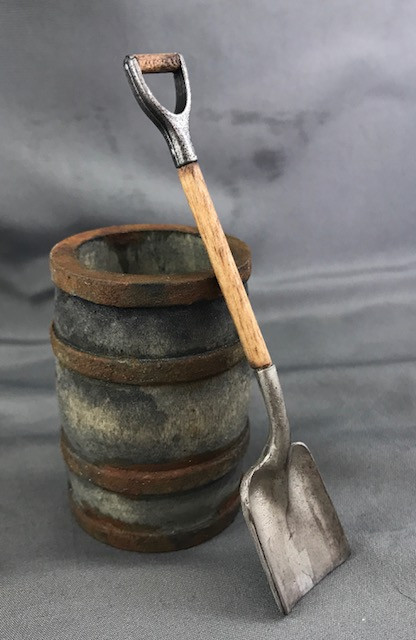 Square Shovel Short Handle Grandpa's Doll House