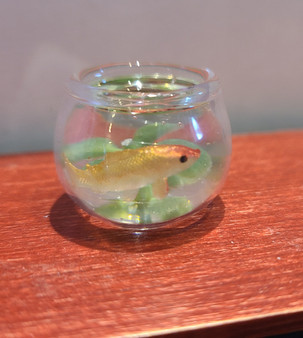 1/12 Scale Fish in a Glass Fish Bowl