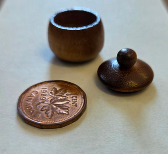 1/12 Scale Wooden Bean Pot with Lid