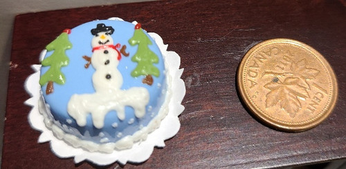 1/12 Scale Fancy Decorated Cake - Snowman