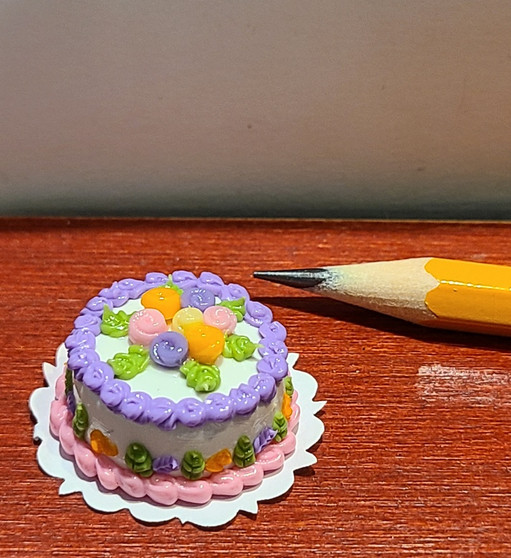 1/12 Scale Fancy Decorated Cake -Mauve & Pink Trim