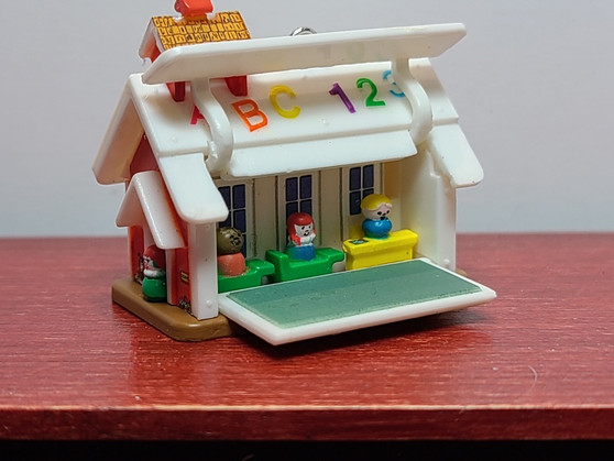 1/12 Scale Toy Fisher Price Lil' School House