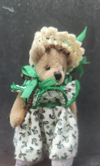 Miniature Teddy Bear,  "Scarlet",  2 3/4" high