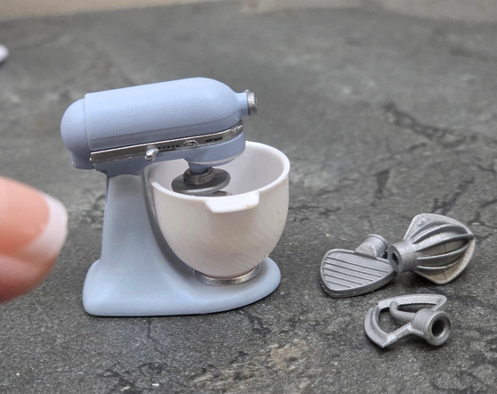 1/12 Scale Mixer with Attachments & Box