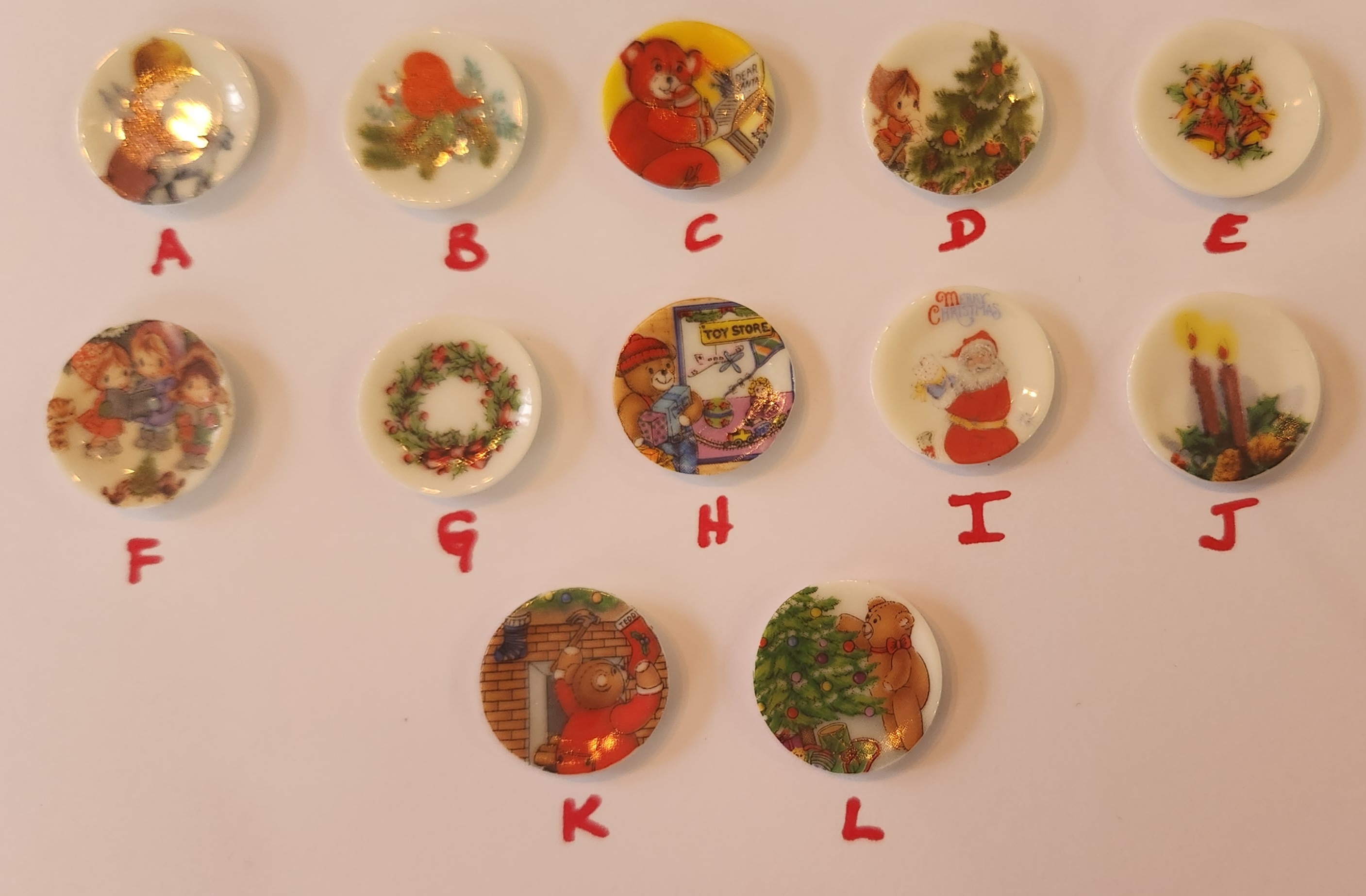 1/12 Scale Christmas Plates Grandpa's Doll House