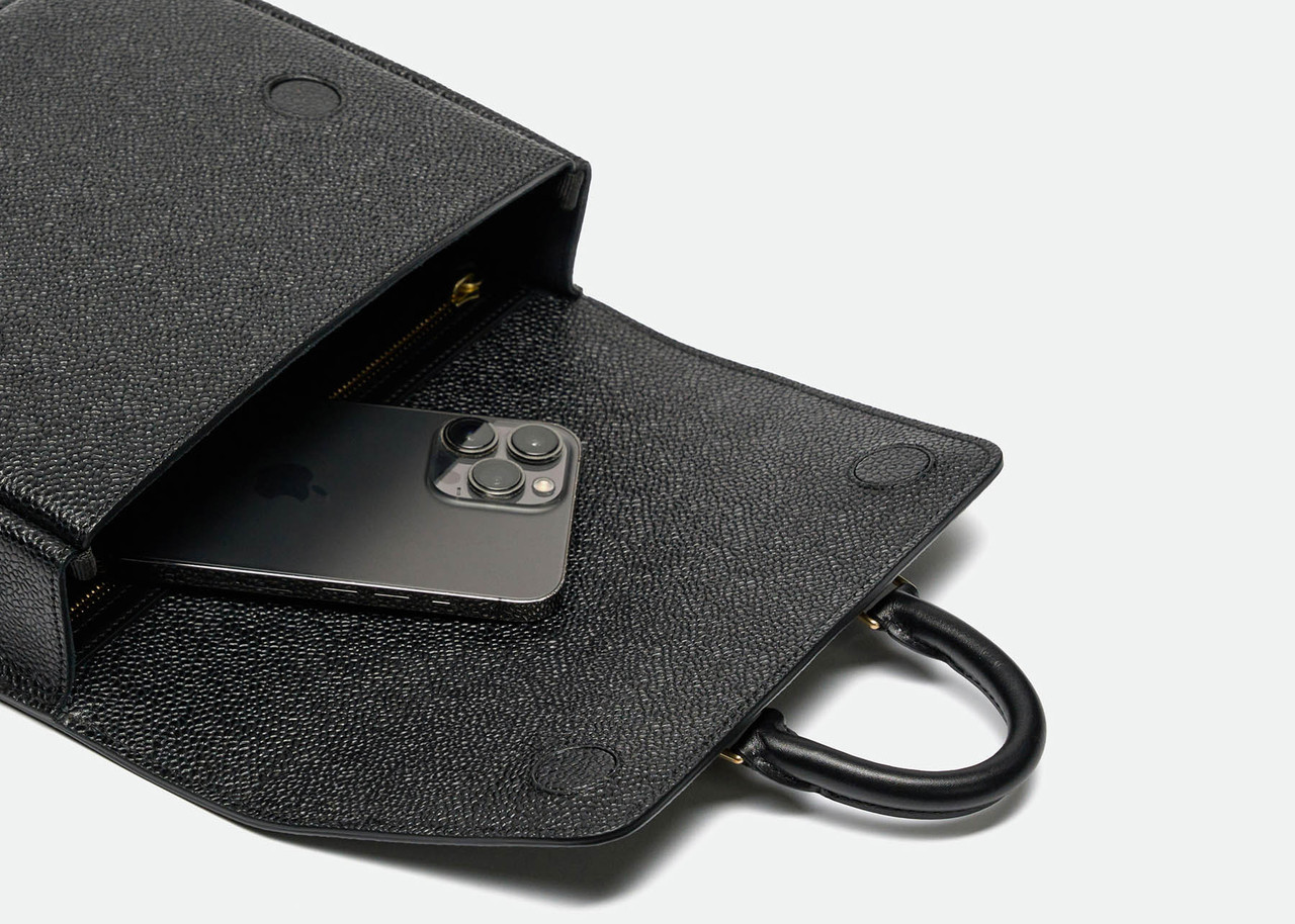 Nosakhari - Celebrate Your Difference | Leather Accessories