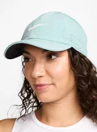 Nike Dri-FIT ADV Club Unstructured Tennis Cap - Cannon/(White) Nike Dri-FIT ADV Club Unstructured Tennis Cap - Cannon/(White)