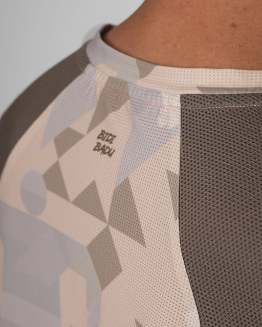 Bidi Badu Paris 2025 V-Neck Tennis T-Shirt