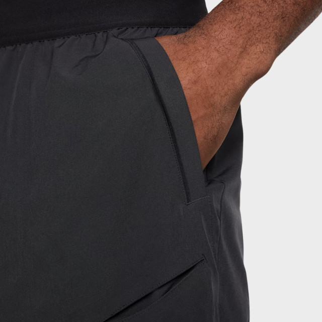 Nike Court Advantage Men's Dri-FIT Tennis Shorts - Black/White