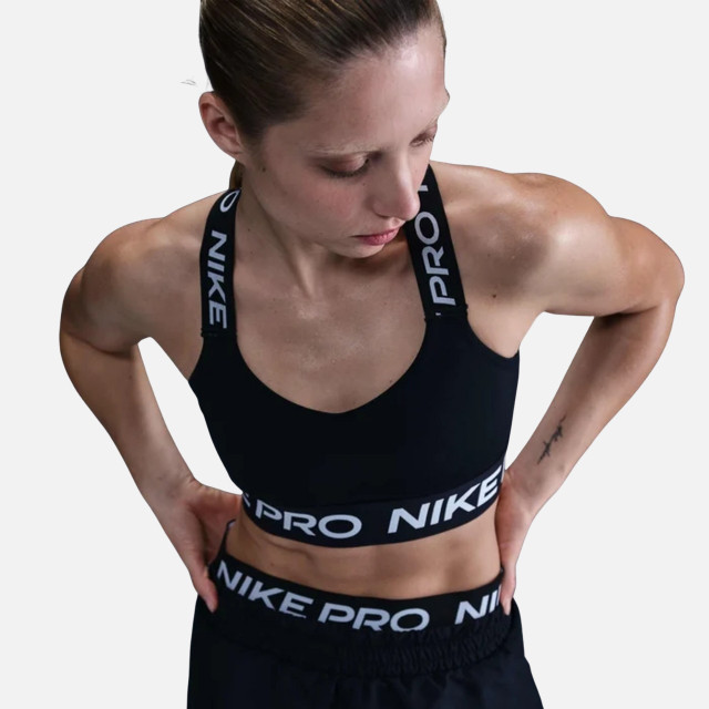 Nike Pro Women's Light-Support Non-Padded Sports Bra - Black/White