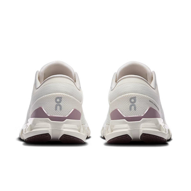 On Cloud X 4 Women's Shoes - Ivory/Heron