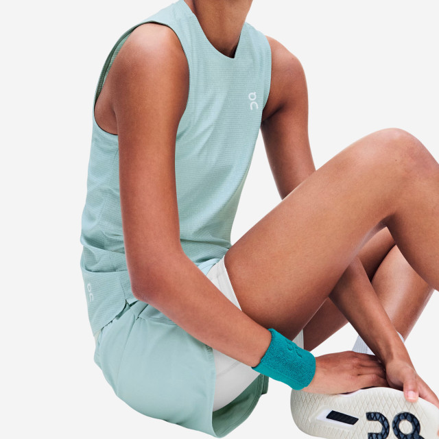On Women's Court Tennis Tank - Brook
