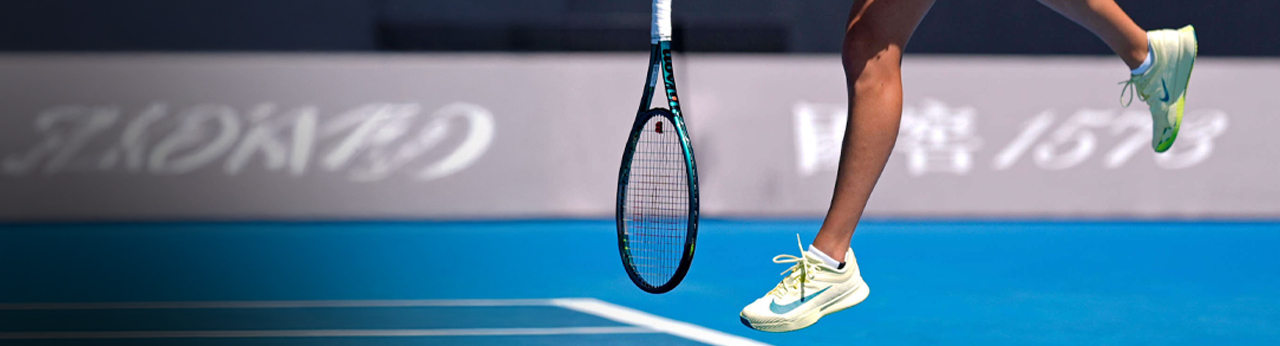 Women's Tennis Shoes