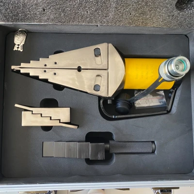 FSH-14 14 Tonne Hydraulic Flange Spreader Kit