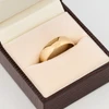 Second Hand 9ct Gold 6mm Wedding Ring - In Box