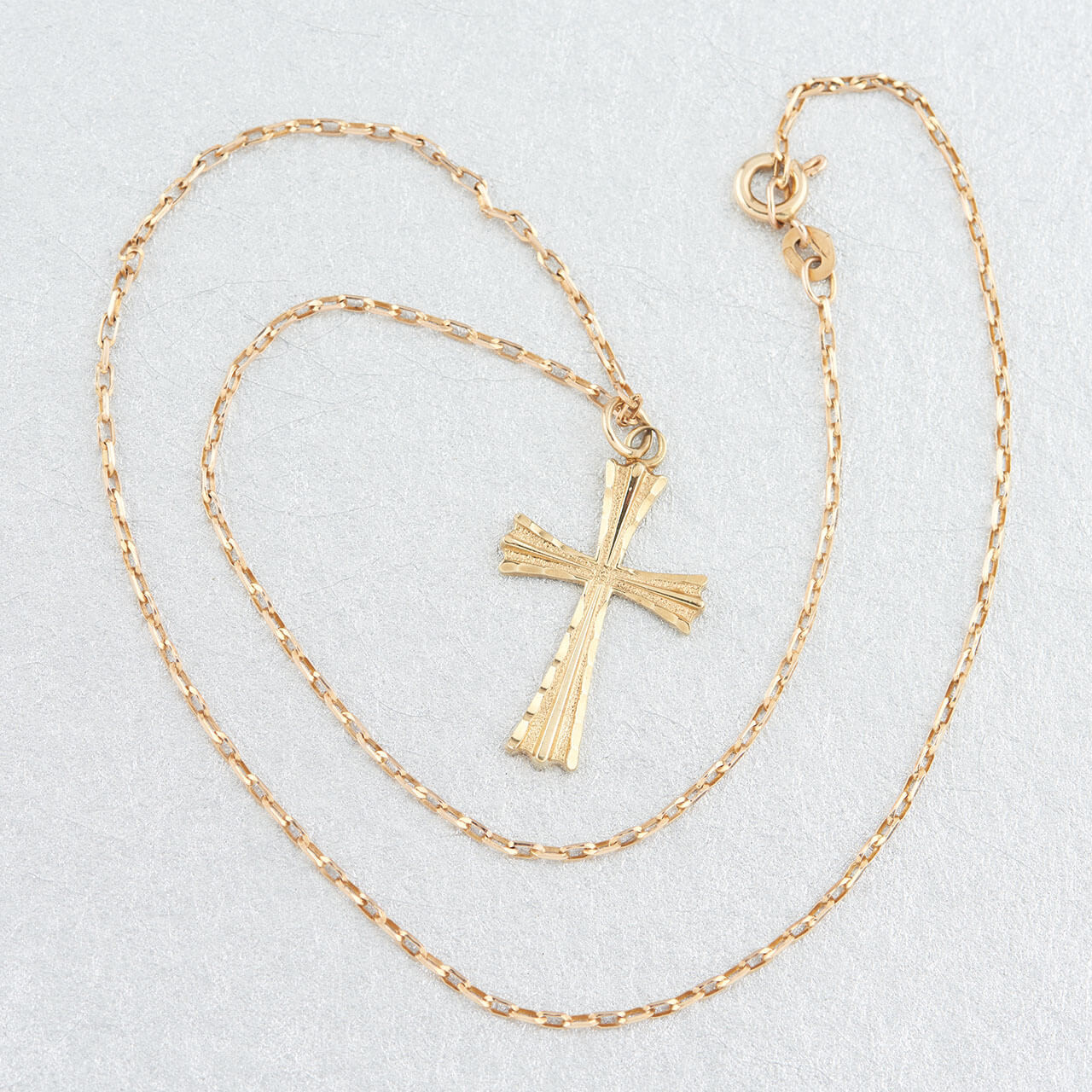 Second Hand 9ct Gold Cross Pendant | RH Jewellers