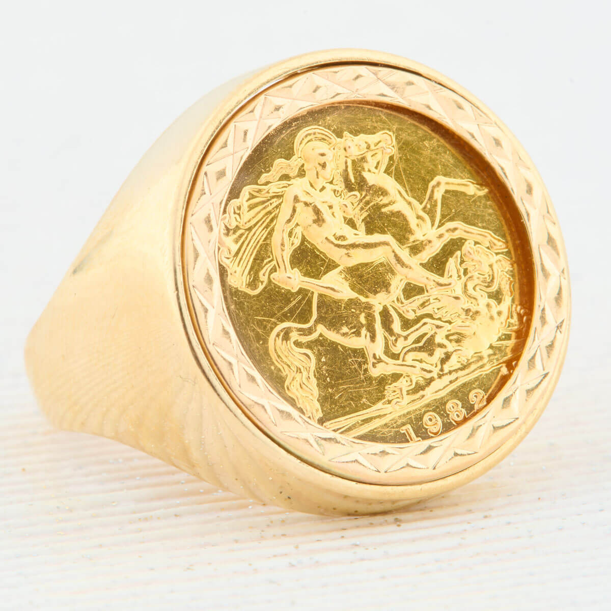 Vintage 9ct Gold 1982 Half Sovereign Ring | RH Jewellers