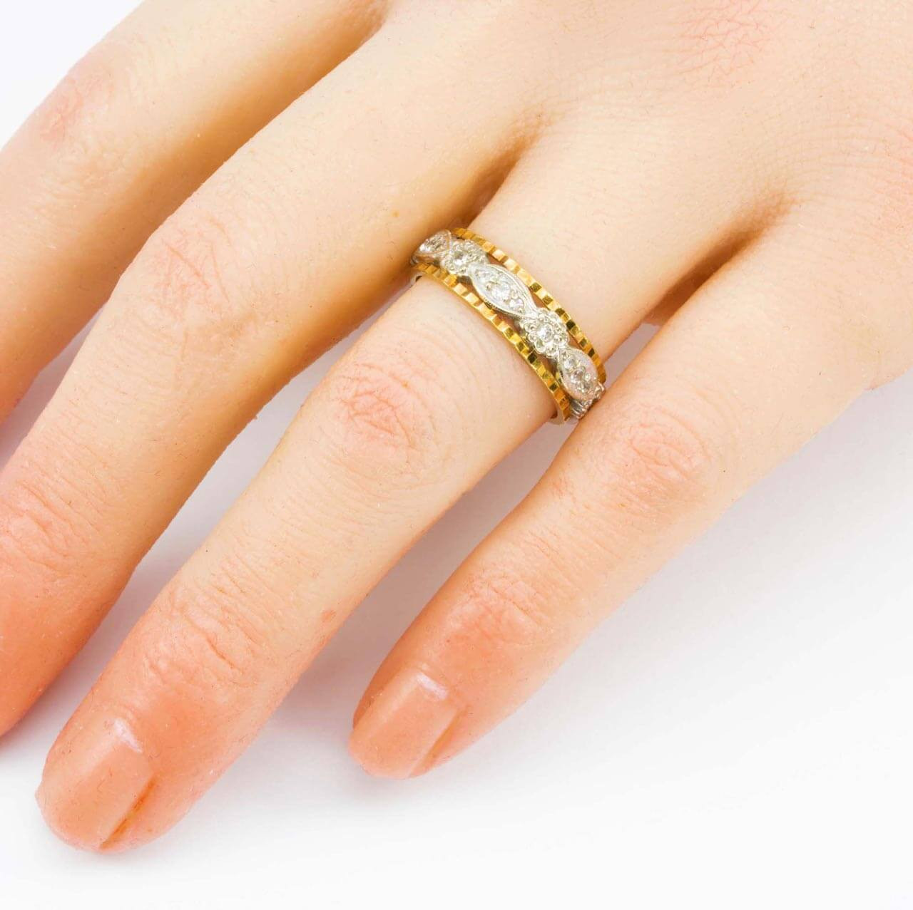 Second Hand 18ct Gold Spinel Full Eternity Ring RH Jewellers