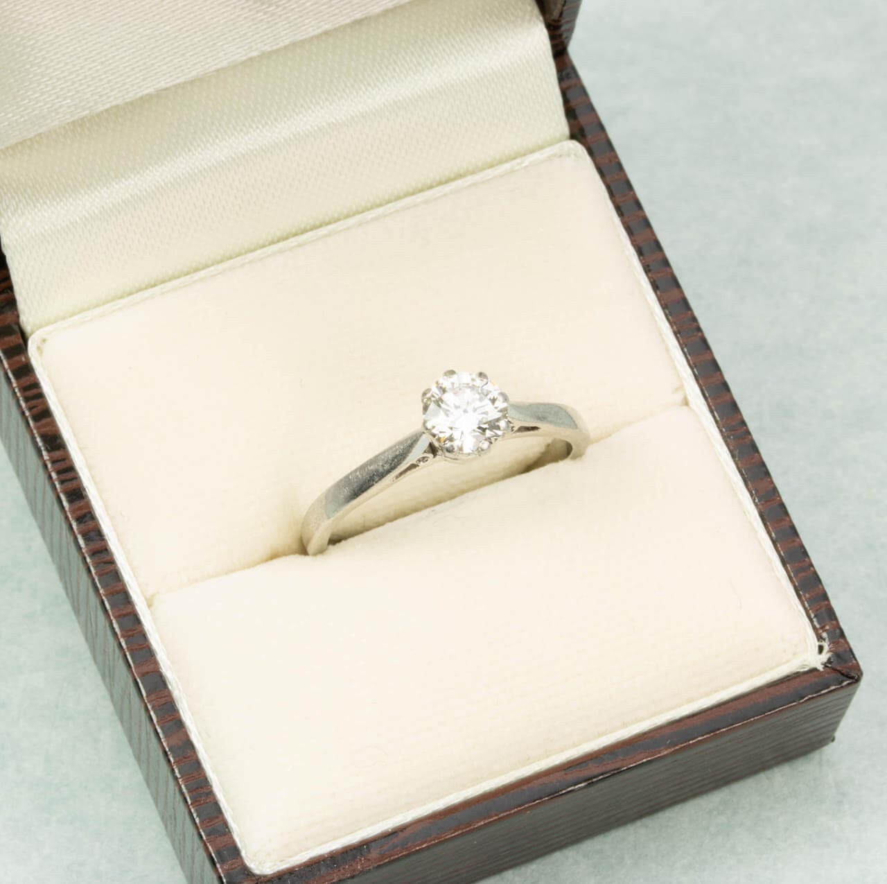 Second Hand Platinum Engagement Ring RH Jewellers
