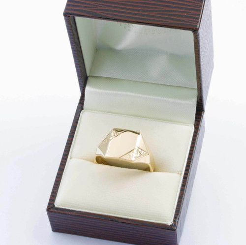 Second Hand 9ct Gold Rectangle Signet Ring | RH Jewellers