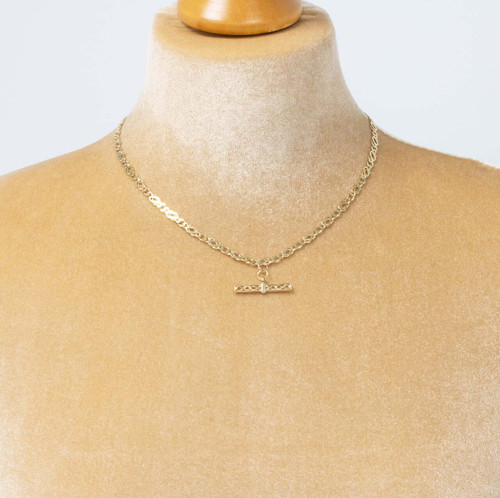 9ct, 50cm Curb T-bar Fob Necklace | Pascoes