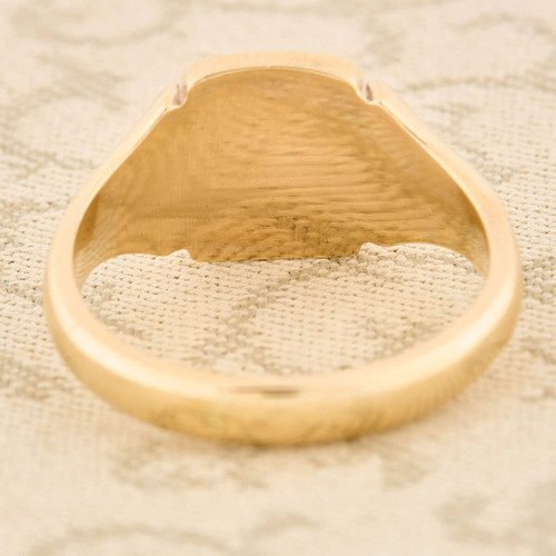 Vintage 9ct Gold Rectangle Signet Ring 1958-1959 | RH Jewellers