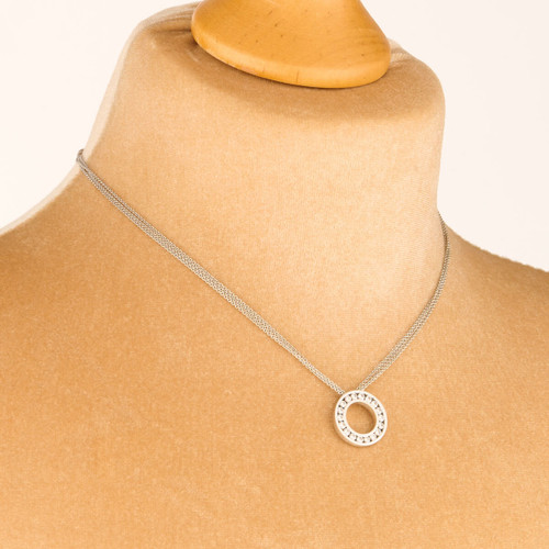 Second Hand 18ct Gold Circular Diamond Pendant - On Bust