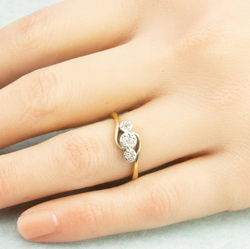 Line Of Light Diamond Ring | Jewelbox