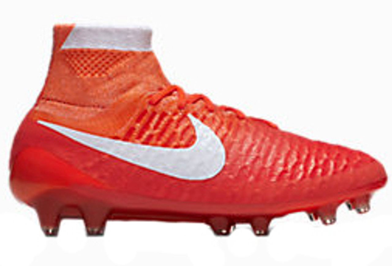 NIKE WOMEN'S MAGISTA OBRA FG crimson 