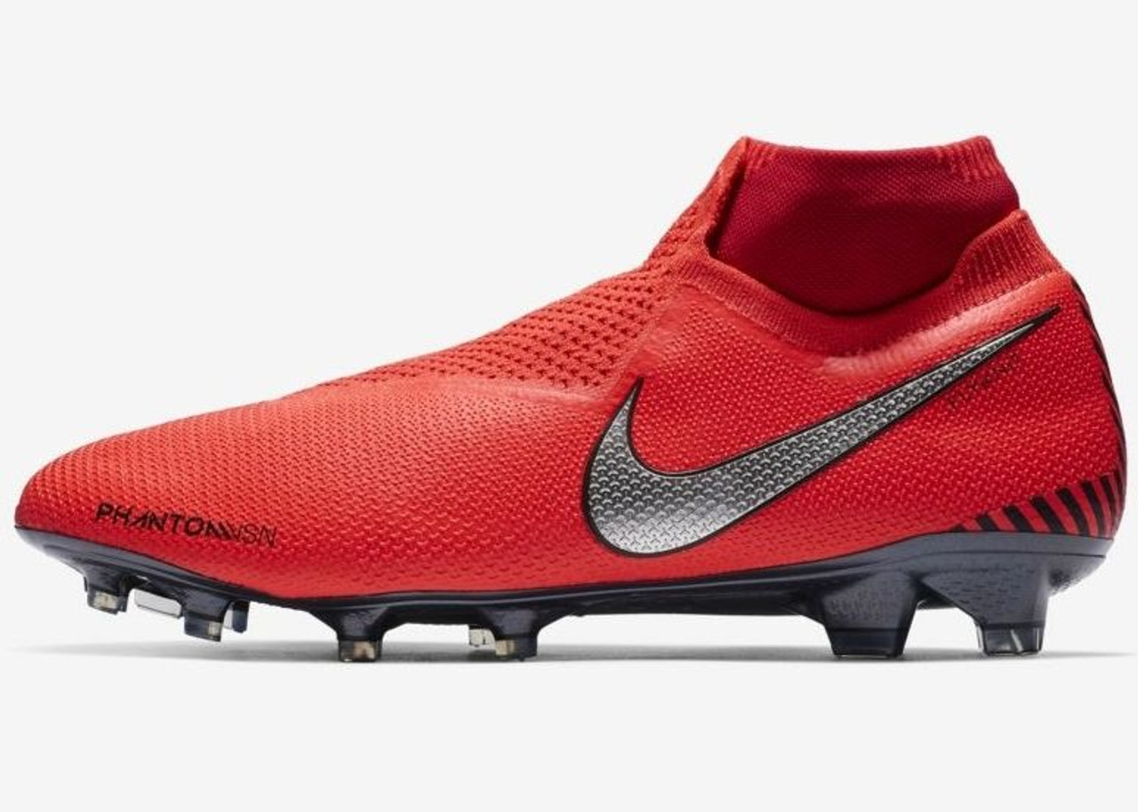 Nike Nike youth soccer training shoes Nike Jr. phantom VSN .