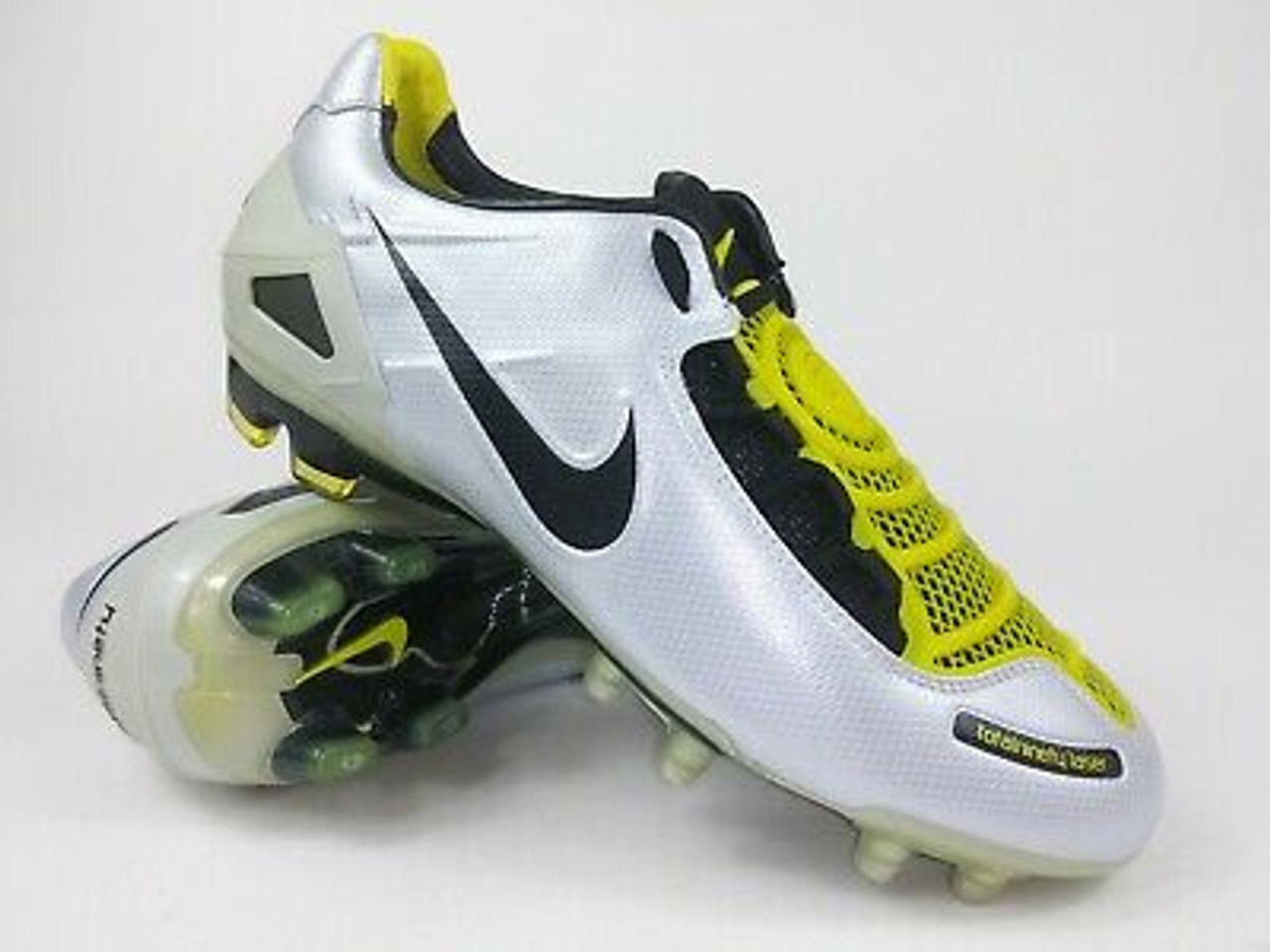 NIKE TOTAL90 LASER FG CHROME/YELLOW - Soccer Plus