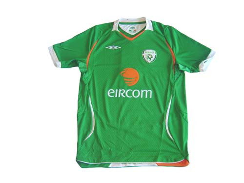 UMBRO IRELAND 2004 HOME JERSEY - Soccer Plus