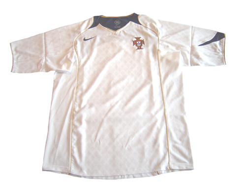 NIKE PORTUGAL 2004 AWAY JERSEY WHITE