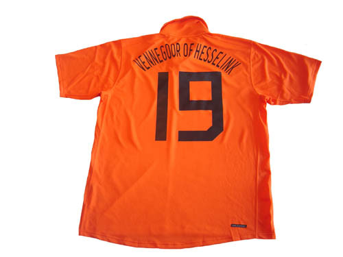 NIKE HOLLAND 2006 HOME `Vennegoor of Hesselink` JERSEY