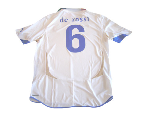 PUMA ITALY 2010 AWAY `DE ROSSI` JERSEY