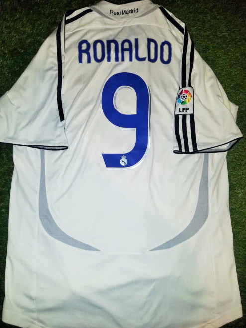 ADIDAS REAL MADRID 2006/07 FIFA AWARD RONALDO  JERSEY WHITE