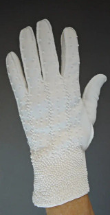 Vintage Beaded White Gloves 1950s, size 6-1/2 Cotton