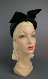 Vintage 1940s Black Velour Hat Tilt with Bow Front, 22 inch head 1950s
