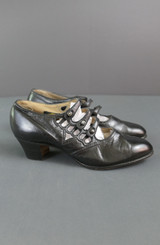 Vintage 1920s 3 Button Strap Shoes  Mary Jane Pumps, Red Cross US size  5-1/2N to 6N, missing caps on heels
