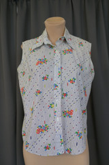 Vintage Sleeveless Floral Print Blouse, 1960s cotton, 38 bust, Fruit of the Loom, issues