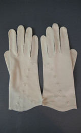 Vintage Unworn Embroidered Cream Dress Gloves, 1960s size 7-1/2
