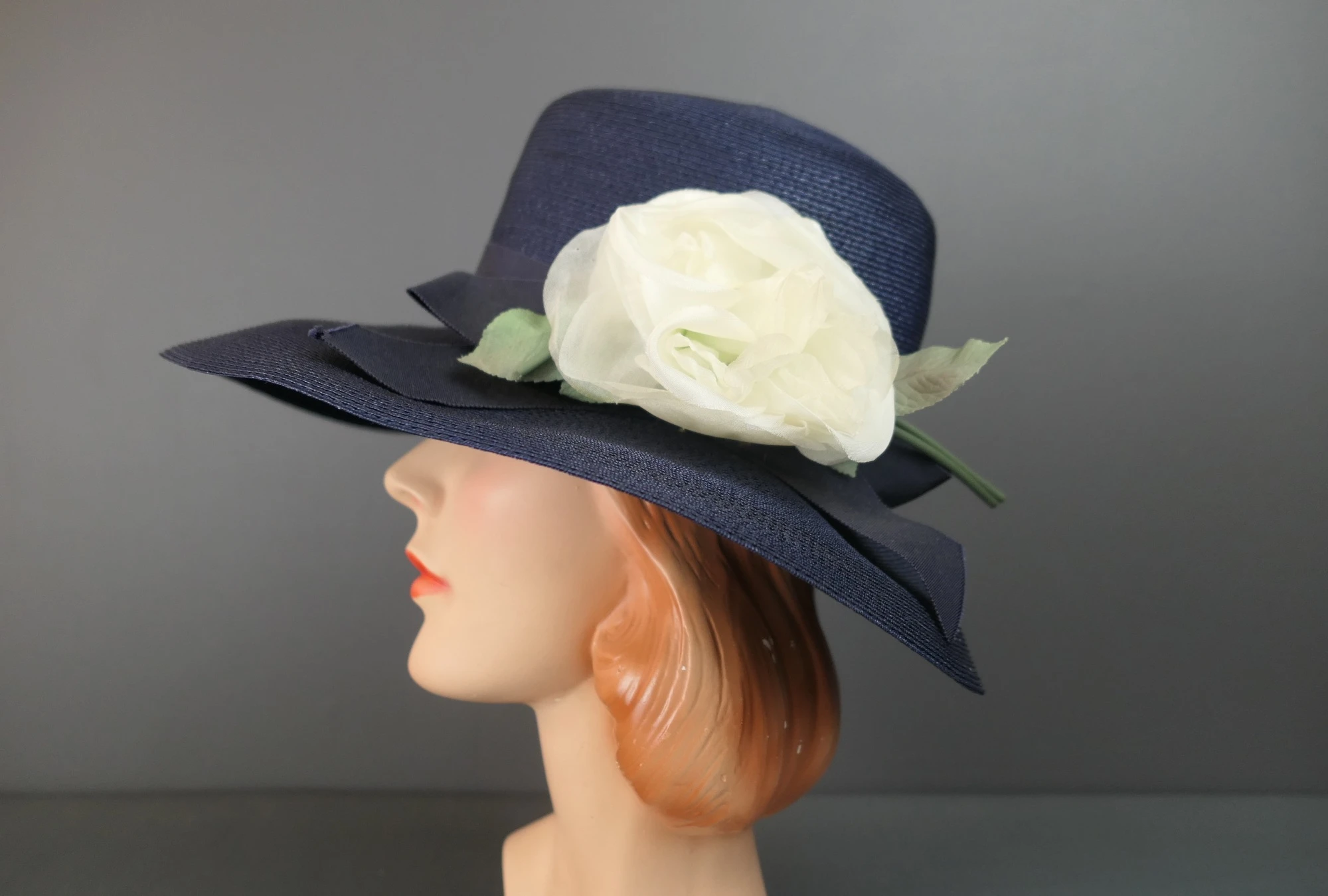 Vintage Dark Blue Wide Brim Hat, Straw with Big Flower  display picture 1