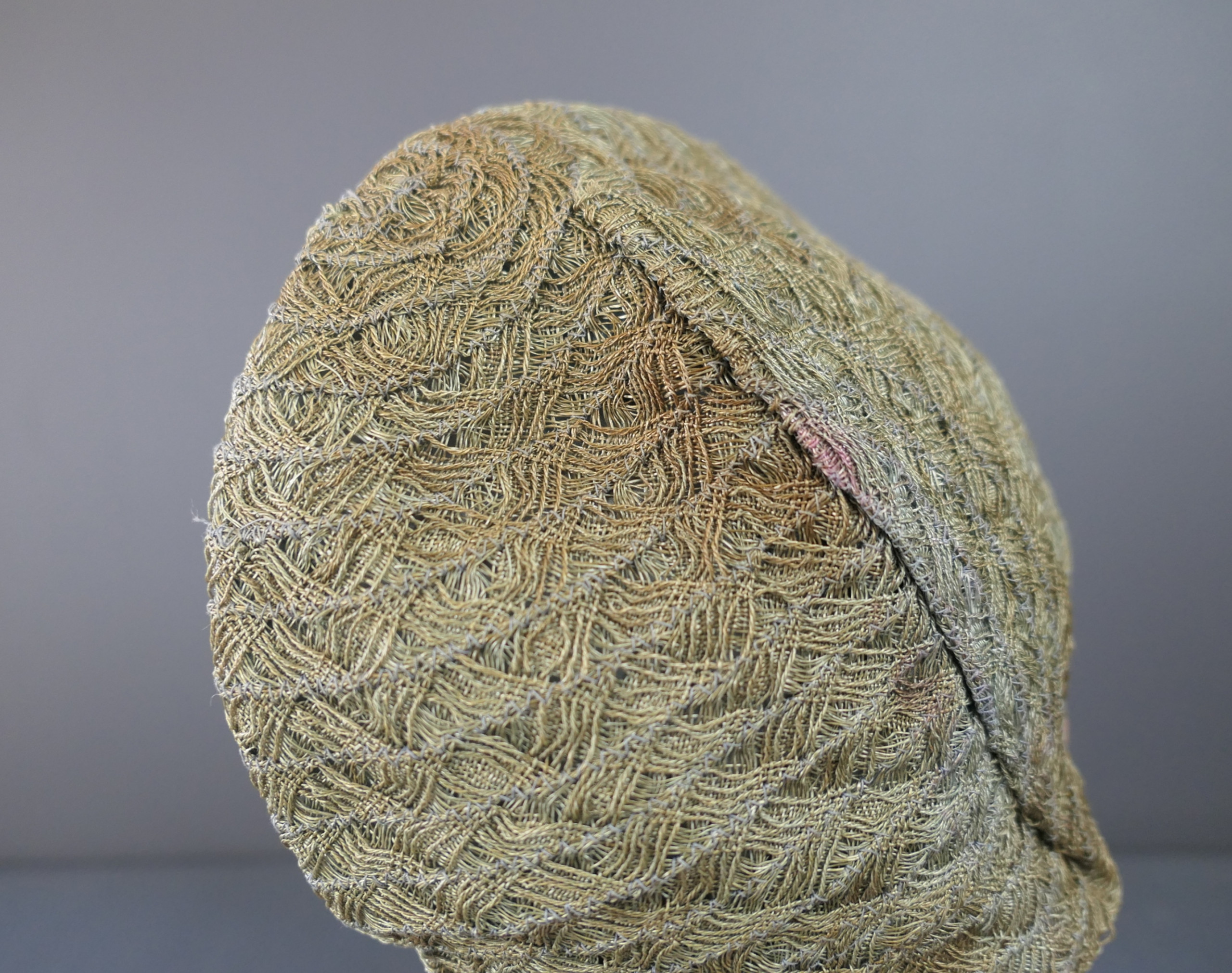 Vintage 1920s Gold Metallic Thread Cloche Hat with Grey Silk Ribbon, 21  inch head