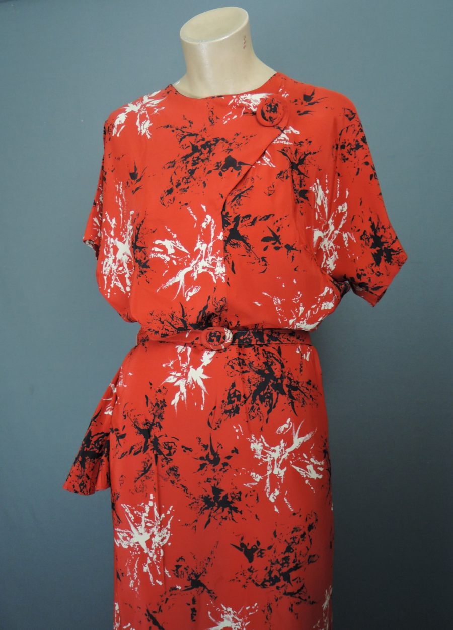 Vintage 1940s Red Rayon Dress, Novelty Print, fits 36 inch bust Buttons &  Drape - Dandelion Vintage