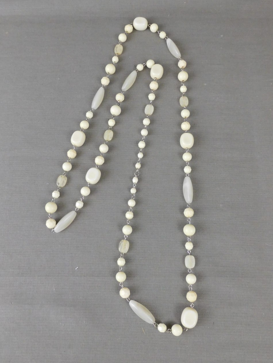 Vintage Ivory Plastic Beads Necklace