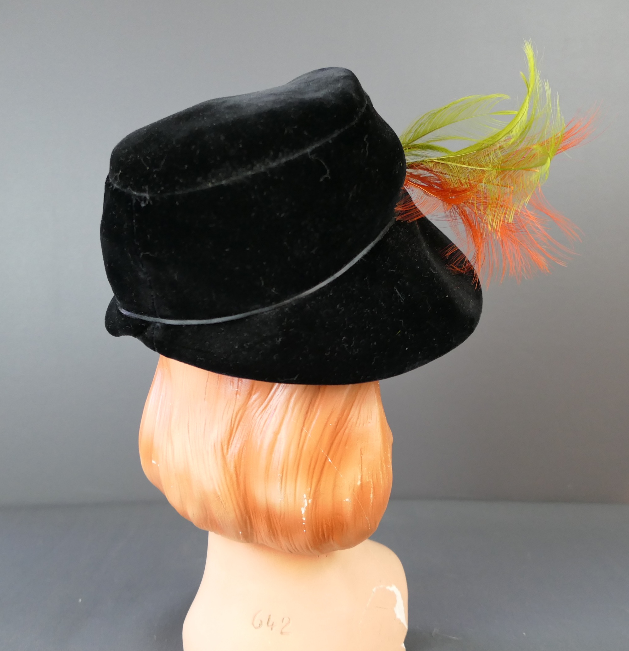 Vintage Black Velvet Hat 1960s with Green & Orange Feathers  display picture 3